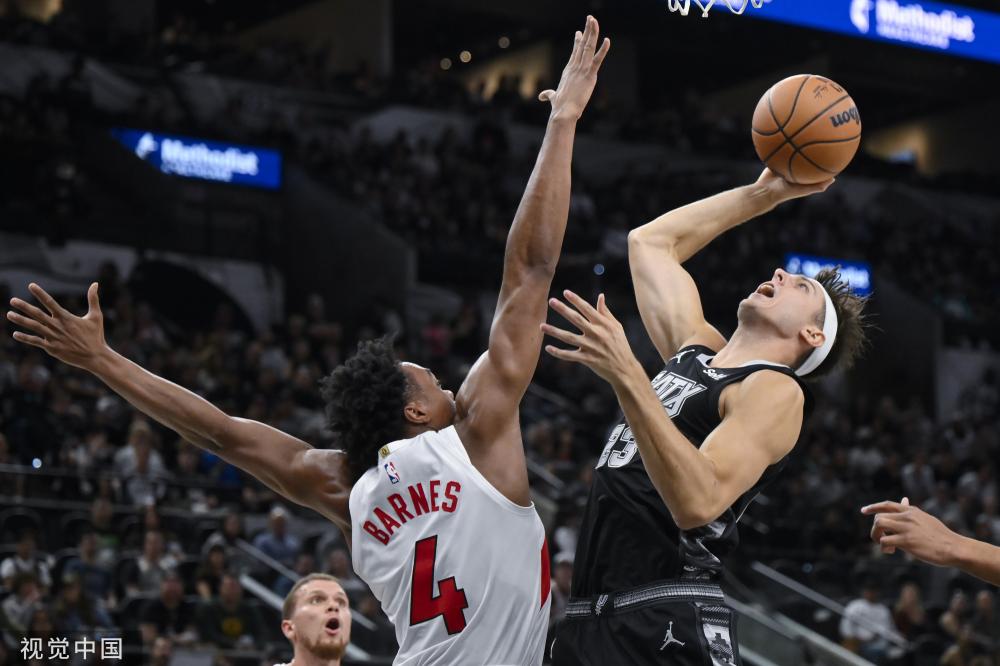 尤其在面对 尤其在面对