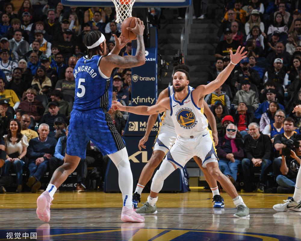 构成了球迷 构成了球迷