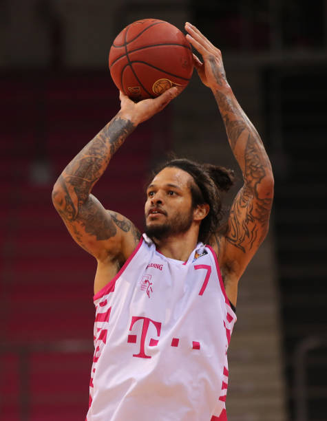 界限并不明 界限并不明